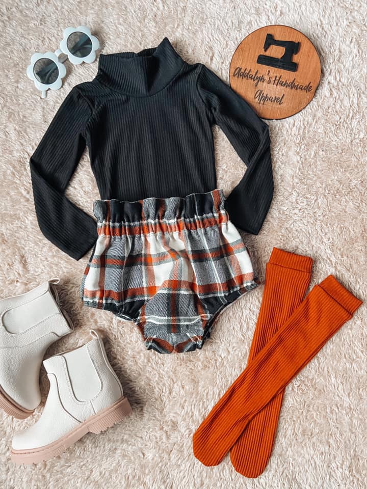 Knee High Socks PDF