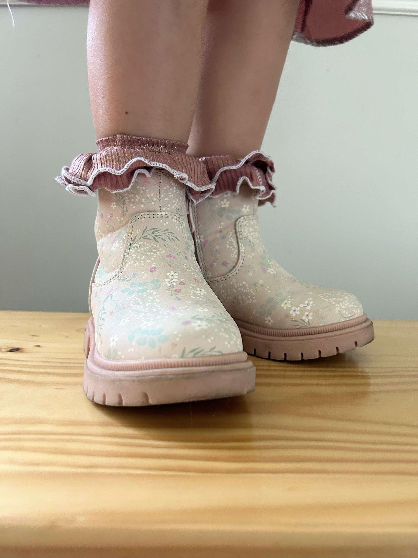 Ruffle Socks PDF