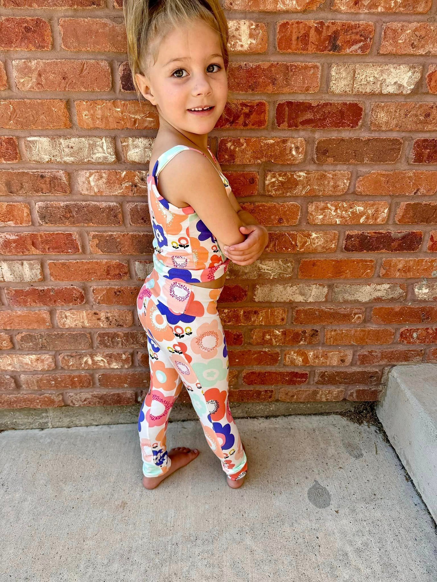 Youth Serena Legging PDF