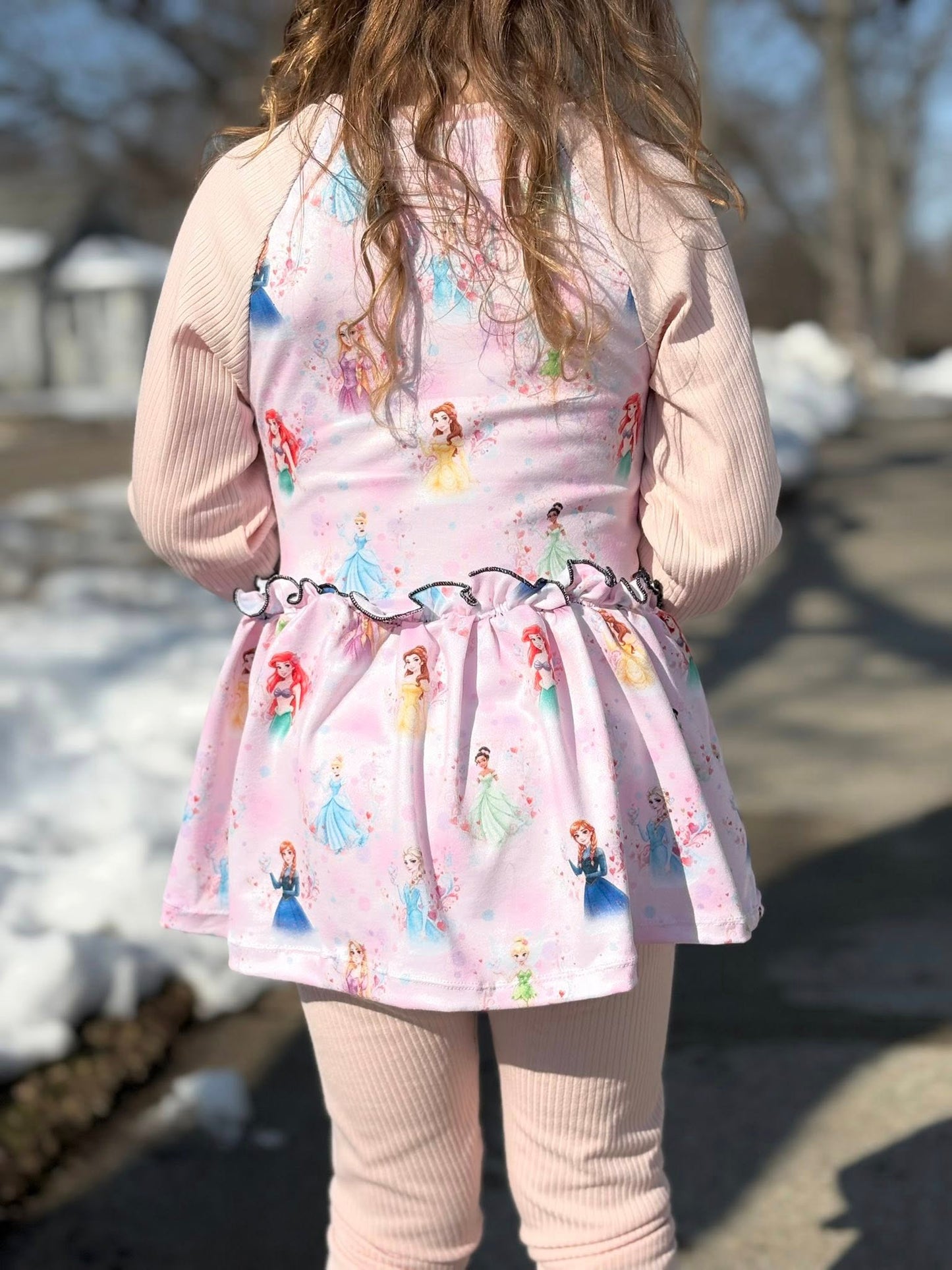 Youth McCoy Leo & Peplum PDF