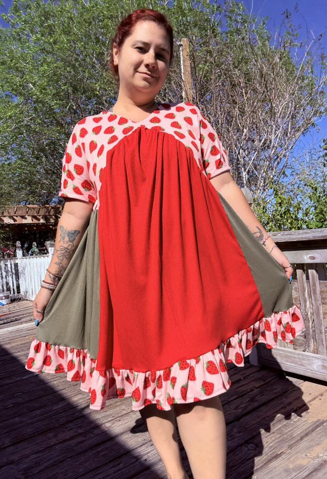 Mommy Lacey Dress PDF